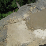 14) Zastřešení spáry - pohledová betonová skořepina